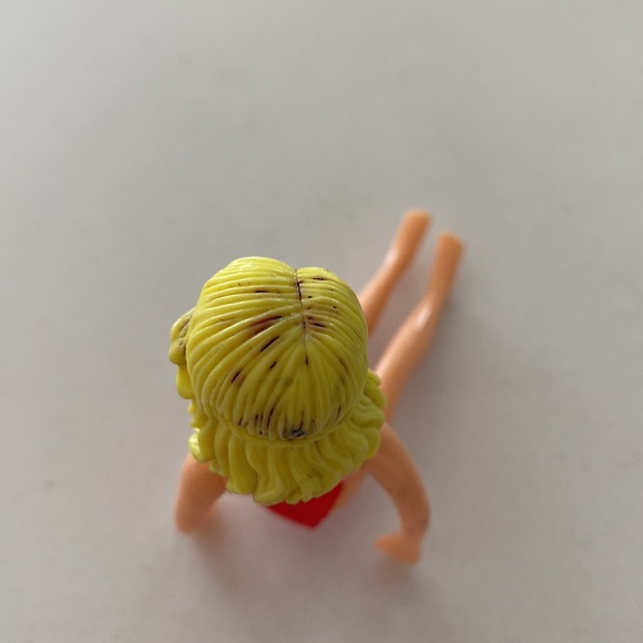 Polly Pocket Snow Day Sleigh Set - Picture 14 of 16